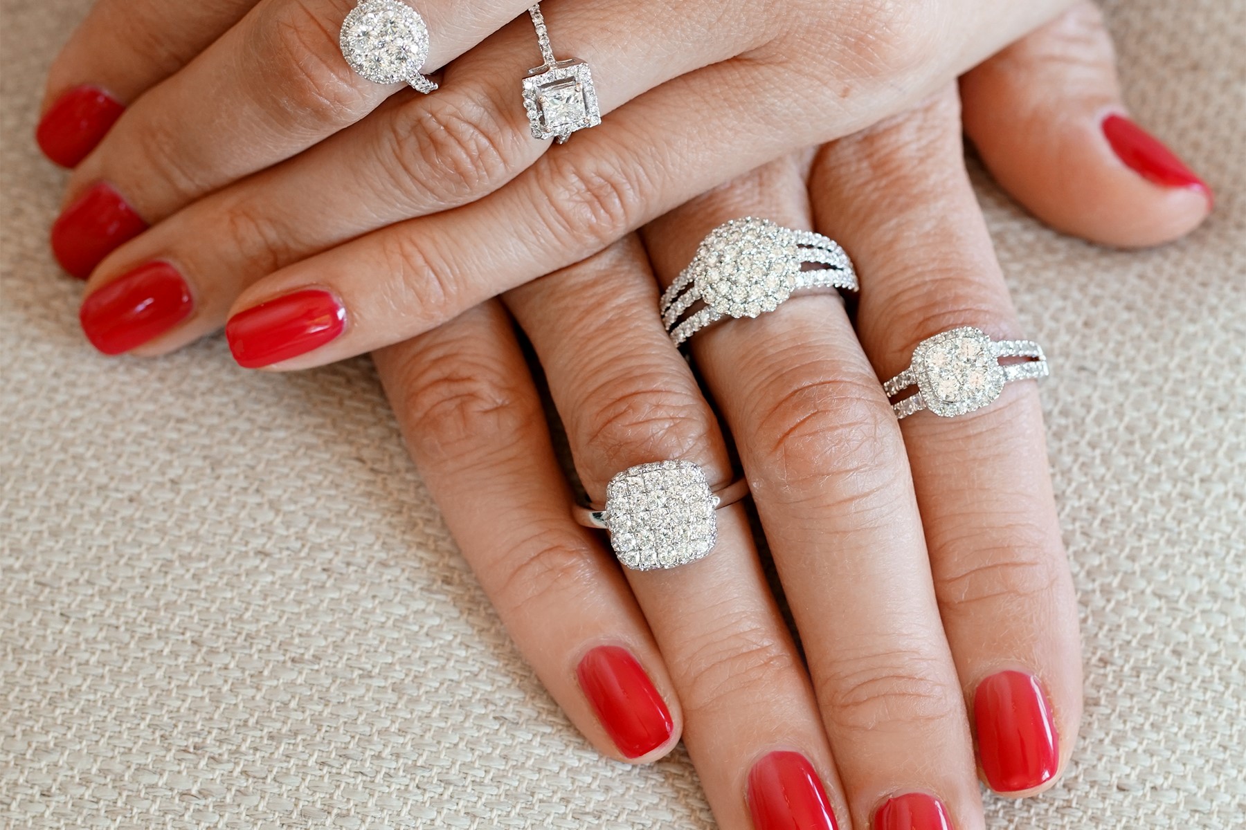 7 Tips For Choosing The Best Engagement Rings For Active Women
